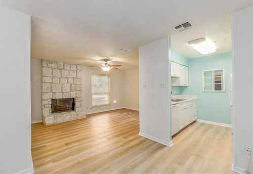 $179,700 - 2Br/1Ba -  for Sale in Flagstone Terrace Condo Ph 01, Austin