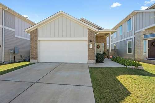 $365,000 - 3Br/2Ba -  for Sale in Vistas Of Austin, Austin