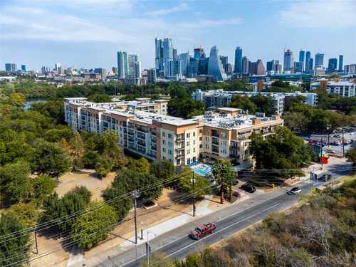 $489,000 - 1Br/1Ba -  for Sale in Zilkr On The Park Condominiums, Austin