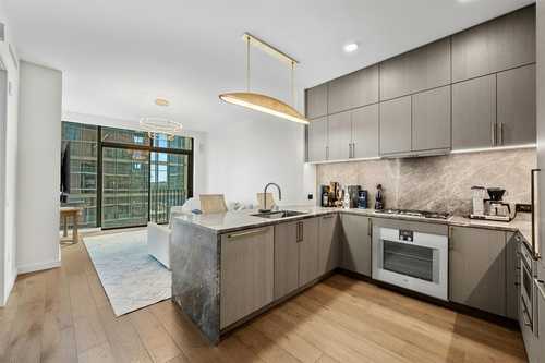 $1,250,000 - 1Br/1Ba -  for Sale in Block 188 Residences, Austin