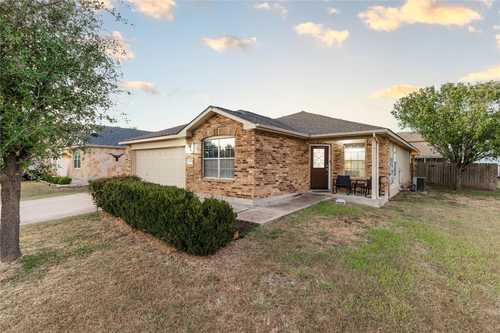 $300,000 - 3Br/2Ba -  for Sale in Huttoparke Sec 05, Hutto