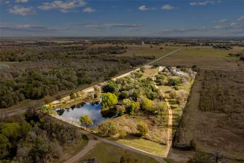 $355,000 - 3Br/2Ba -  for Sale in Gerlach Subdivision, Giddings