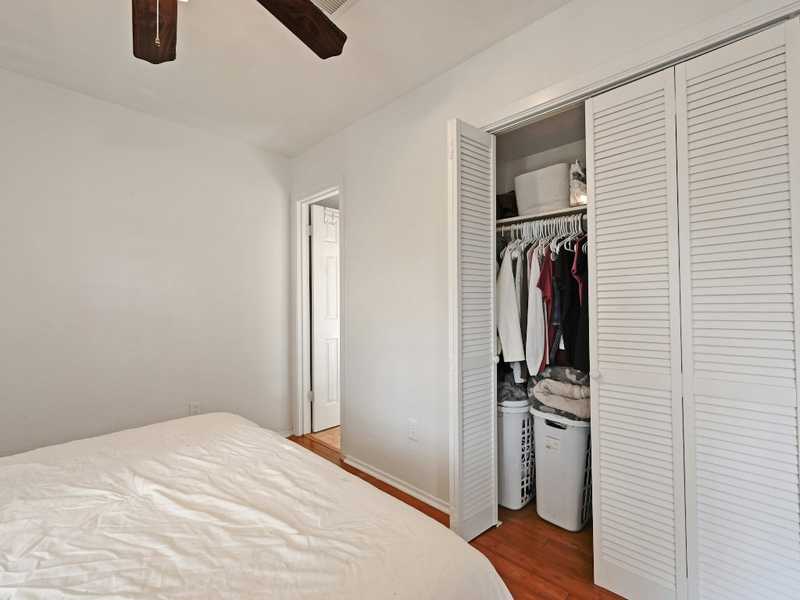 $220,000 - 1Br/1Ba -  for Sale in West Campus Cottages Condo The, Austin