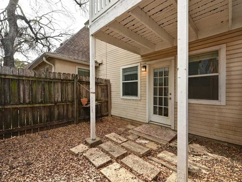 $220,000 - 1Br/1Ba -  for Sale in West Campus Cottages Condo The, Austin