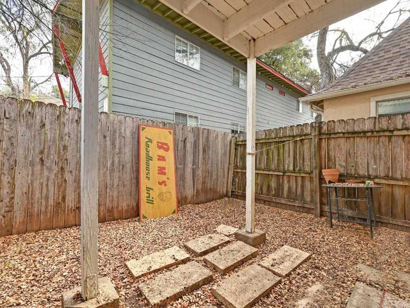 $220,000 - 1Br/1Ba -  for Sale in West Campus Cottages Condo The, Austin