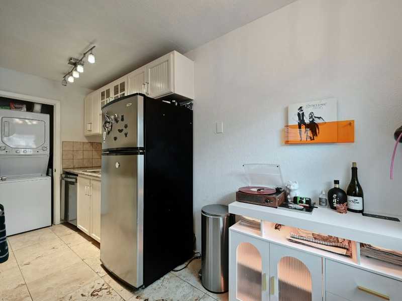 $220,000 - 1Br/1Ba -  for Sale in West Campus Cottages Condo The, Austin