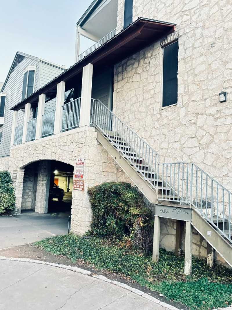 $249,995 - 1Br/1Ba -  for Sale in Orange Tree Condominia Amd, Austin