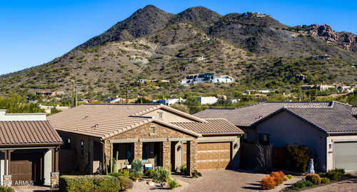 $950,000 - 2Br/3Ba - Home for Sale in Carefree 60, Scottsdale