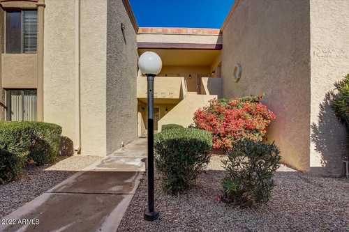 $249,900 - 1Br/1Ba -  for Sale in Villa De Vallarta Phase 1, Scottsdale