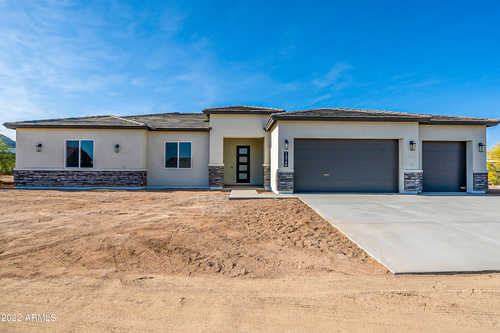 $749,000 - 4Br/3Ba - Home for Sale in No Hoa - 1 Acre Lot - New Build, Buckeye