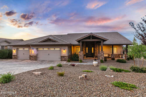 $899,900 - 3Br/3Ba - Home for Sale in Summit Unit 2, Prescott