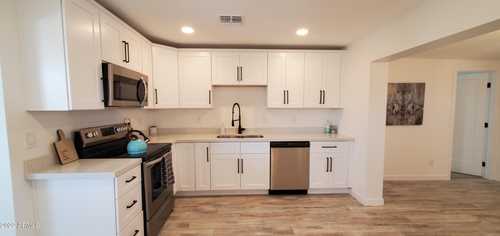 $320,000 - 3Br/1Ba - Home for Sale in Mission Manor 4, Phoenix