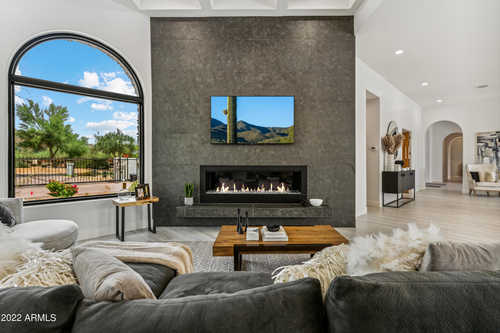 $4,999,997 - 5Br/6Ba - Home for Sale in Paradise Valley Estates 1 Amended, Paradise Valley