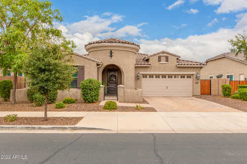 $699,900 - 4Br/3Ba - Home for Sale in Victoria Parcels 11 & 11a, Queen Creek