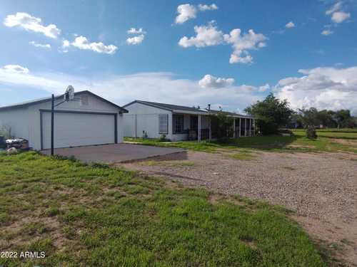 $444,900 - 4Br/2Ba -  for Sale in None, Chino Valley