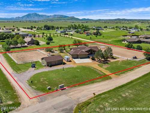 $859,000 - 3Br/2Ba - Home for Sale in A Rec Pcl Se4se4 Ne Cor Approx 1311'n & 970'w From Se Cor Of Sec 17-16-2w Cont 2.06ac 3948/872, Chino Valley