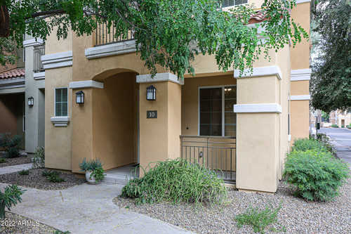 $489,000 - 3Br/3Ba -  for Sale in San Marcos Commons, Chandler