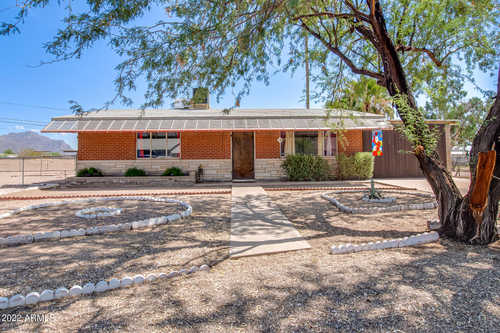 $325,000 - 4Br/2Ba - Home for Sale in Palm Springs Unit 3, Apache Junction