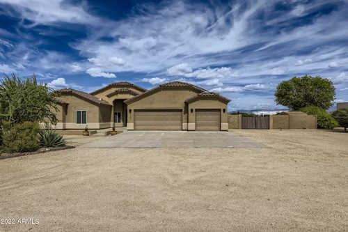 $980,000 - 4Br/3Ba - Home for Sale in Desert Hills, Phoenix
