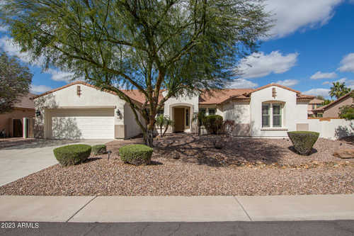 $699,900 - 5Br/3Ba - Home for Sale in Riggs Ranch Meadows, Chandler