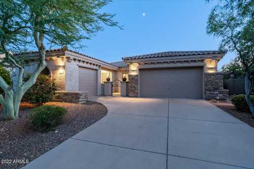 $698,000 - 4Br/3Ba - Home for Sale in The Landing, Phoenix