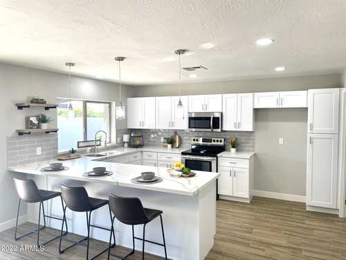 $595,000 - 4Br/3Ba - Home for Sale in Knoell Tempe Unit 8, Tempe