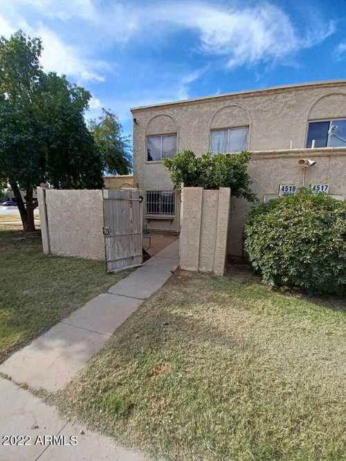 $139,000 - 2Br/1Ba -  for Sale in Hallcraft Villas East 4, Phoenix