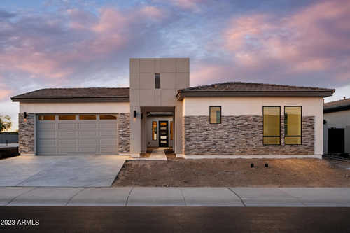 $999,995 - 5Br/5Ba - Home for Sale in Caleda By Toll Brothers, Queen Creek