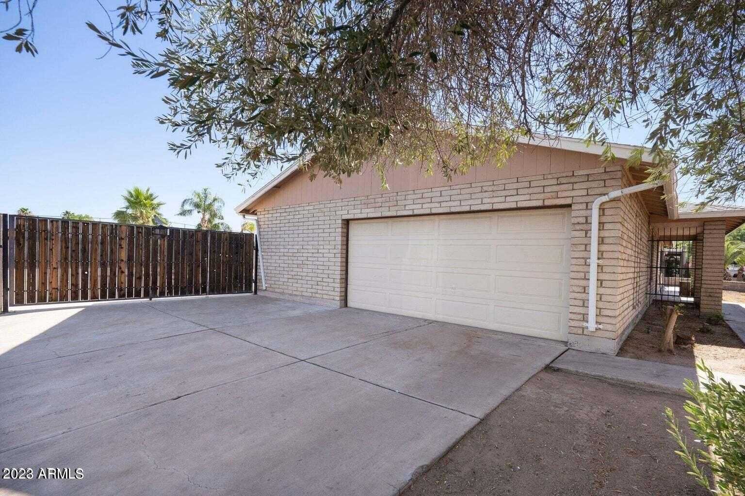 View Phoenix, AZ 85053 house