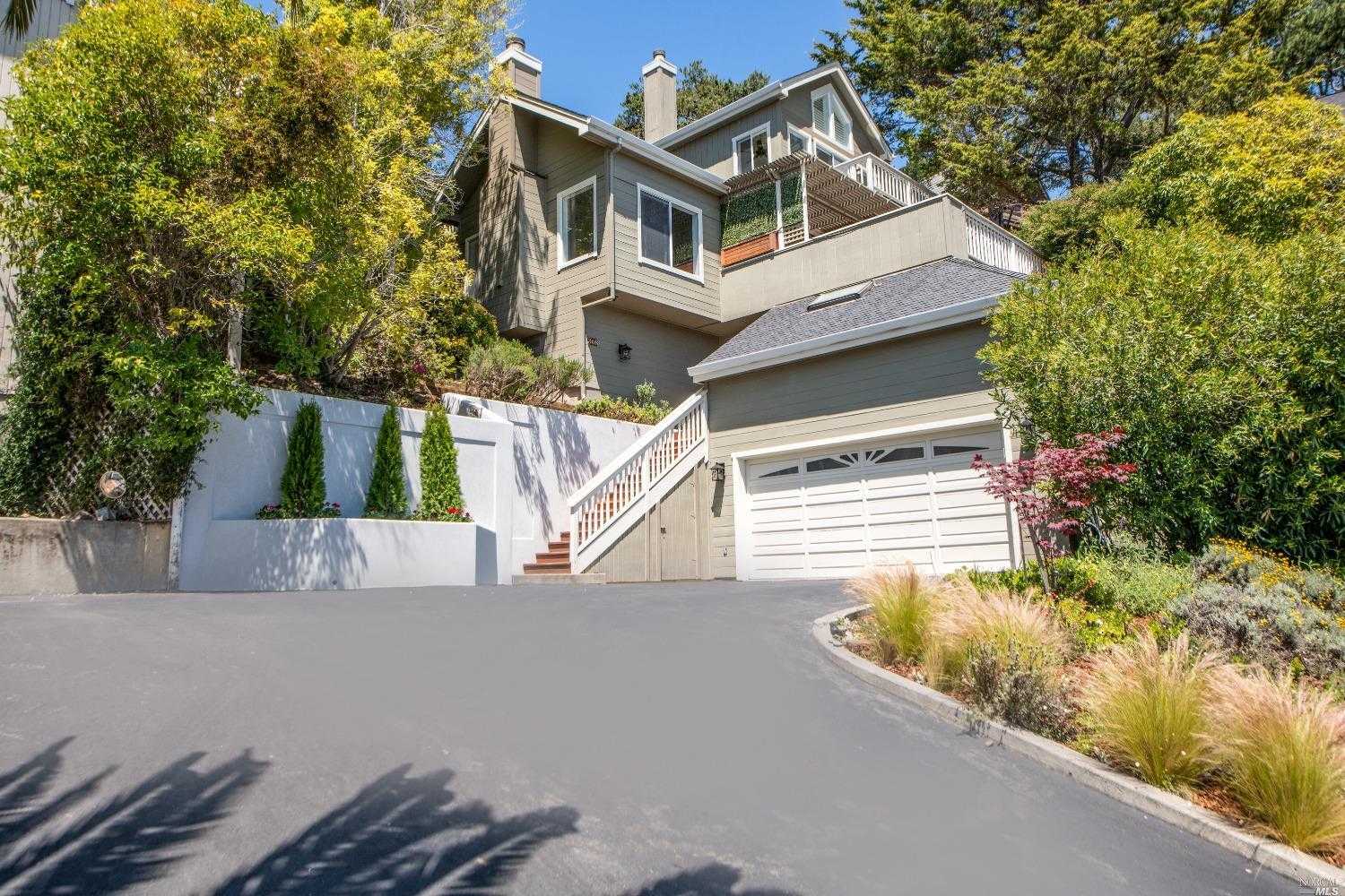 $2,700,000 - 4Br/4Ba -  for Sale in Mill Valley