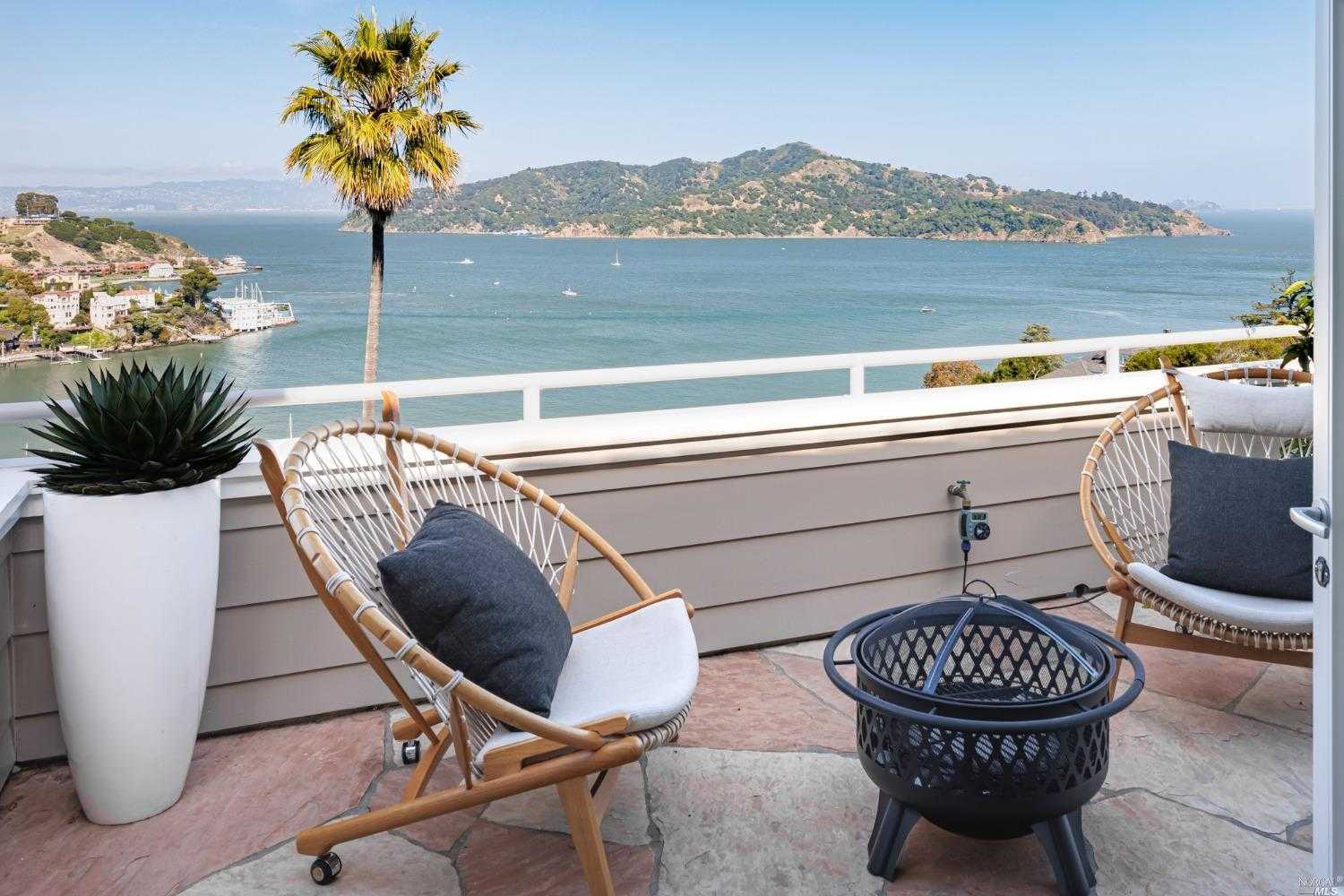 $7,495,000 - 6Br/7Ba -  for Sale in Belvedere