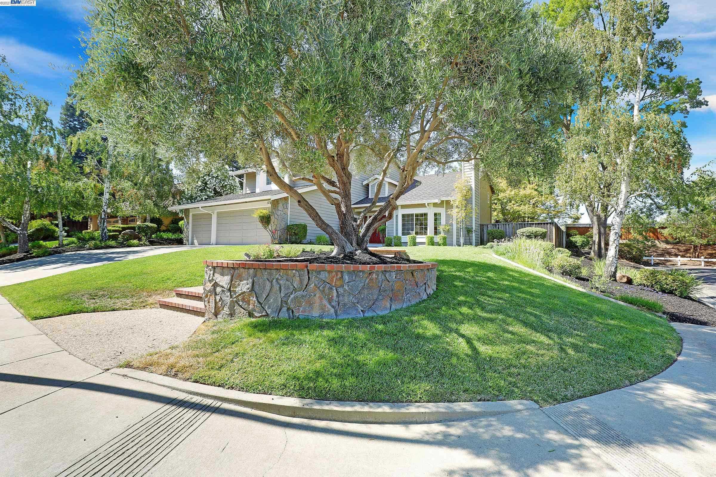 Photo of  7941 Foothill Knolls Dr