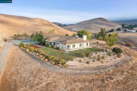$2,289,000 - 4Br/2Ba -  for Sale in Ruralranch, Livermore