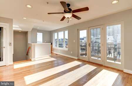 $784,900 - 2Br/3Ba -  for Sale in Pier Homes At Harborview, Baltimore