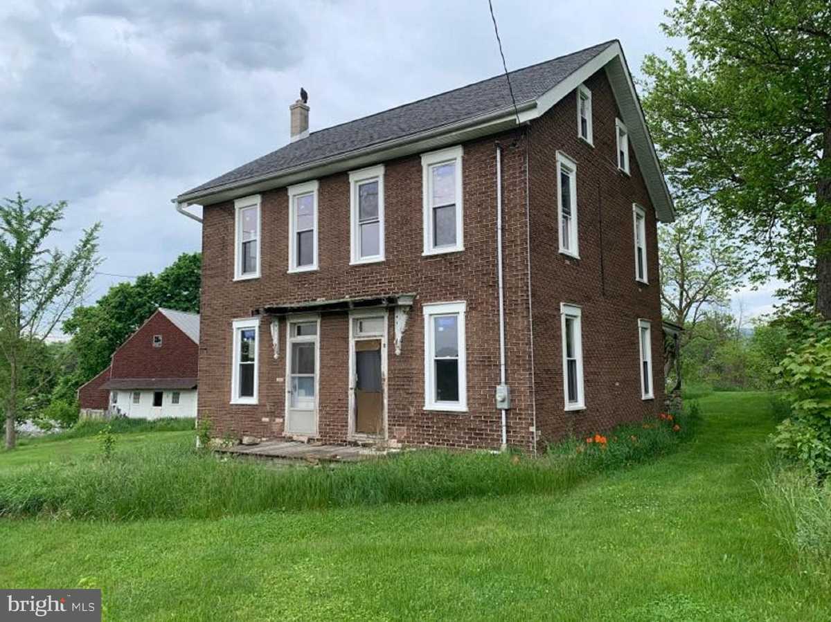 $140,000 - 4Br/2Ba -  for Sale in None Available, Rehrersburg