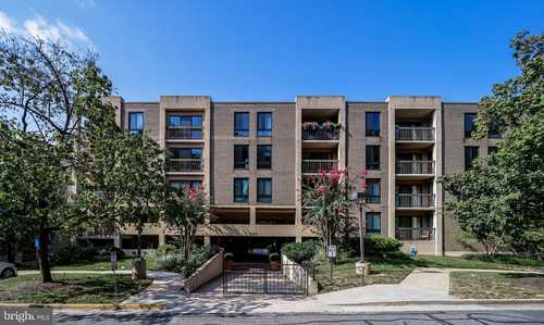 $275,000 - 2Br/1Ba -  for Sale in The Plaza, Alexandria