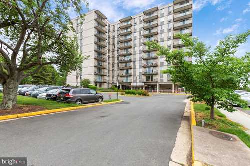 $239,900 - 2Br/2Ba -  for Sale in Barcroft Hills, Falls Church