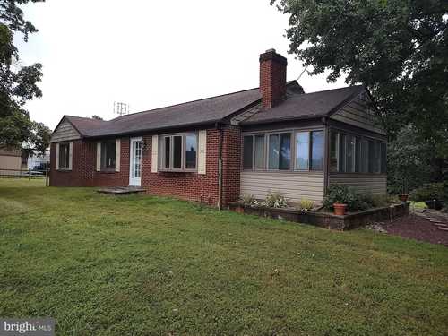 $325,000 - 3Br/1Ba -  for Sale in None Available, Mount Airy
