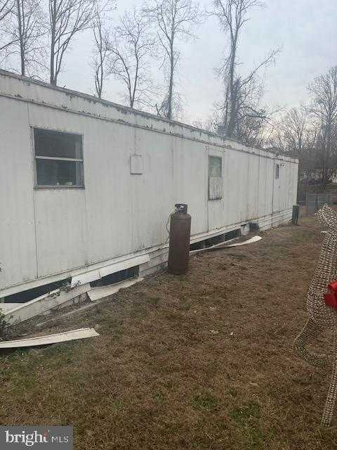 Photo 1 of 6 of 23 COURAGE LANE mobile home