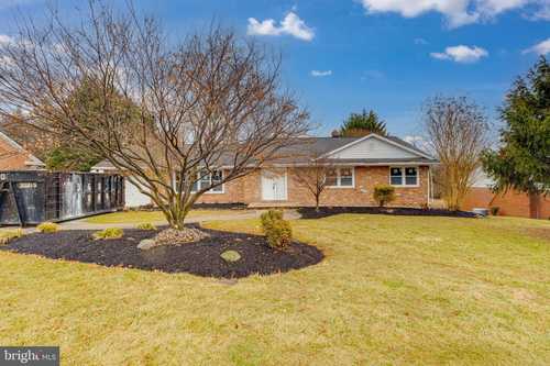 $725,000 - 4Br/3Ba -  for Sale in Ruxton, Towson