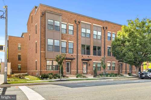 $499,990 - 3Br/2Ba -  for Sale in Banner Row, Baltimore