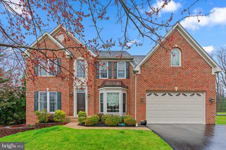 $875,000 - 4Br/4Ba -  for Sale in Stone Manor, Ellicott City