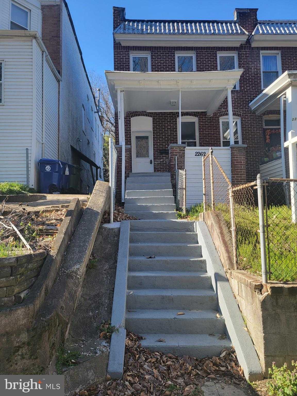 View BALTIMORE, MD 21211 townhome