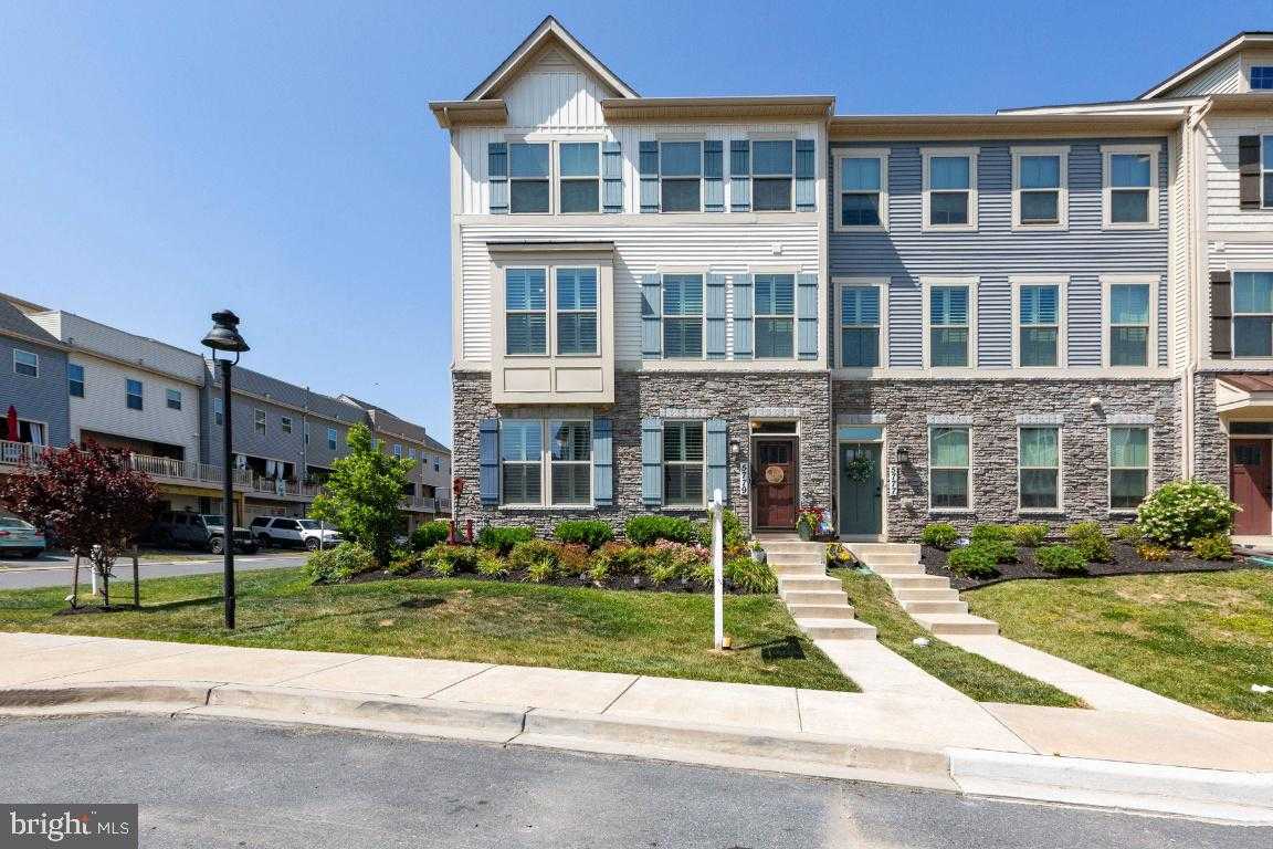 View NEW MARKET, MD 21774 townhome