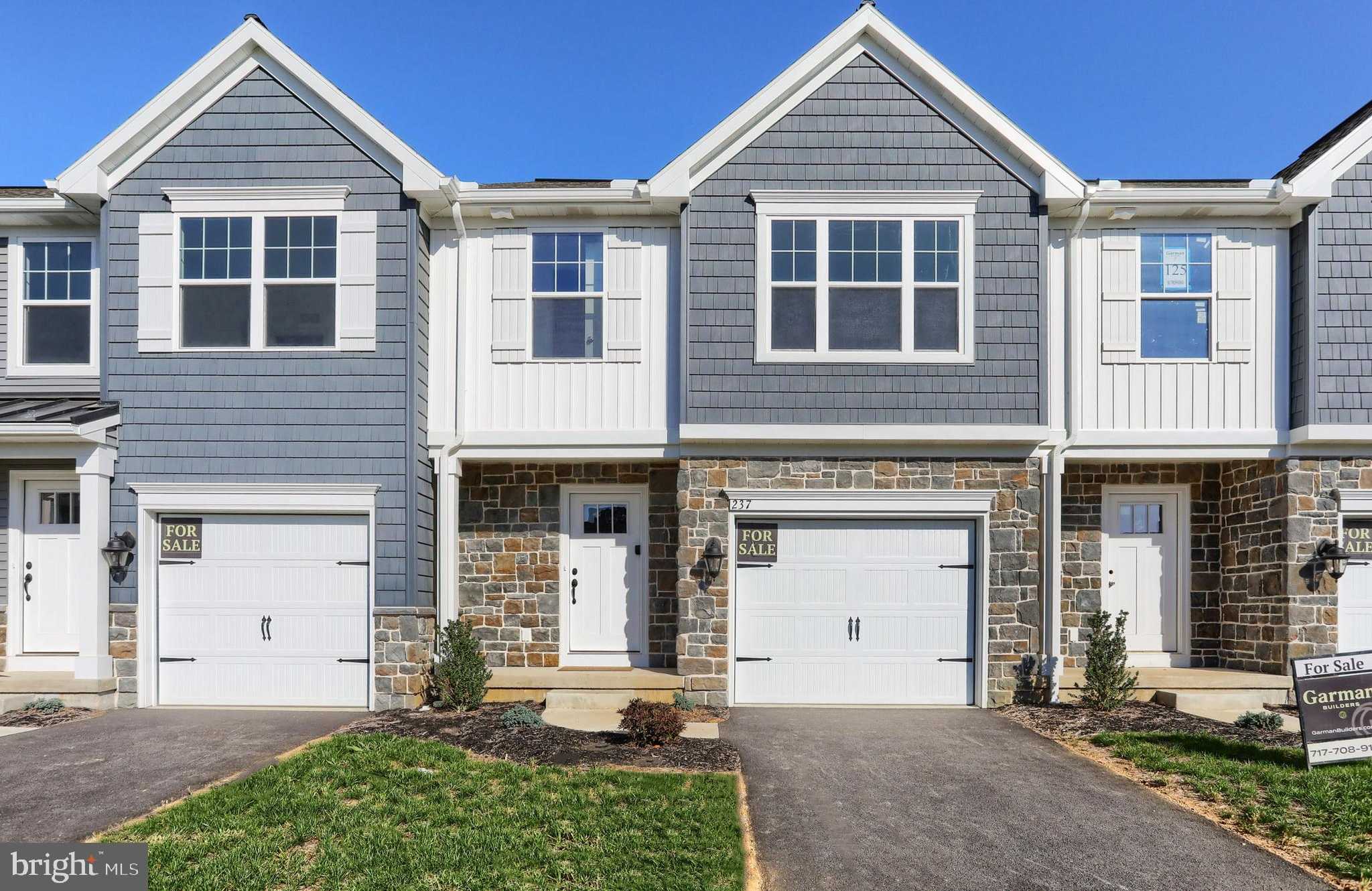 View ANNVILLE, PA 17003 townhome