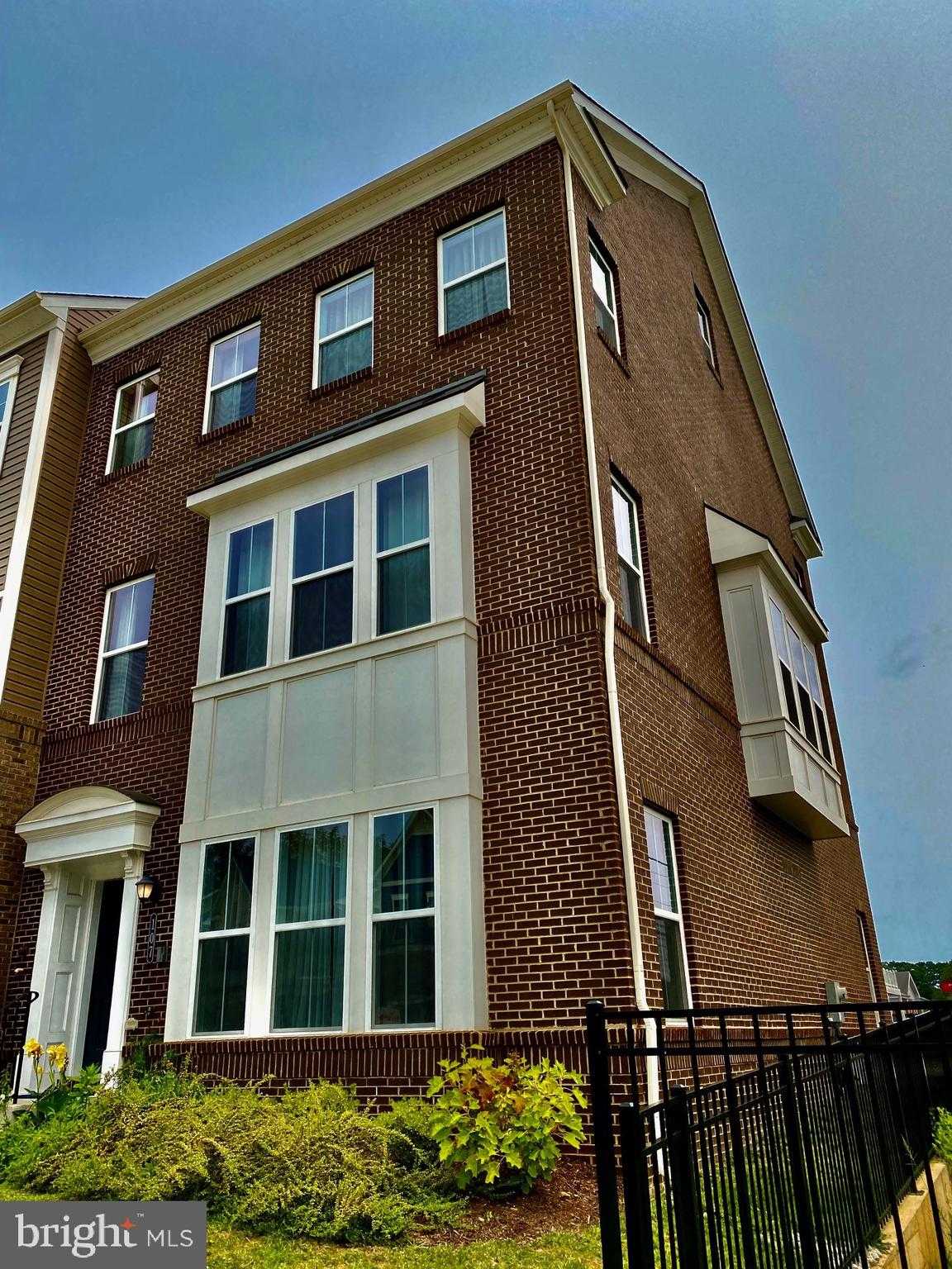 View GAITHERSBURG, MD 20878 townhome