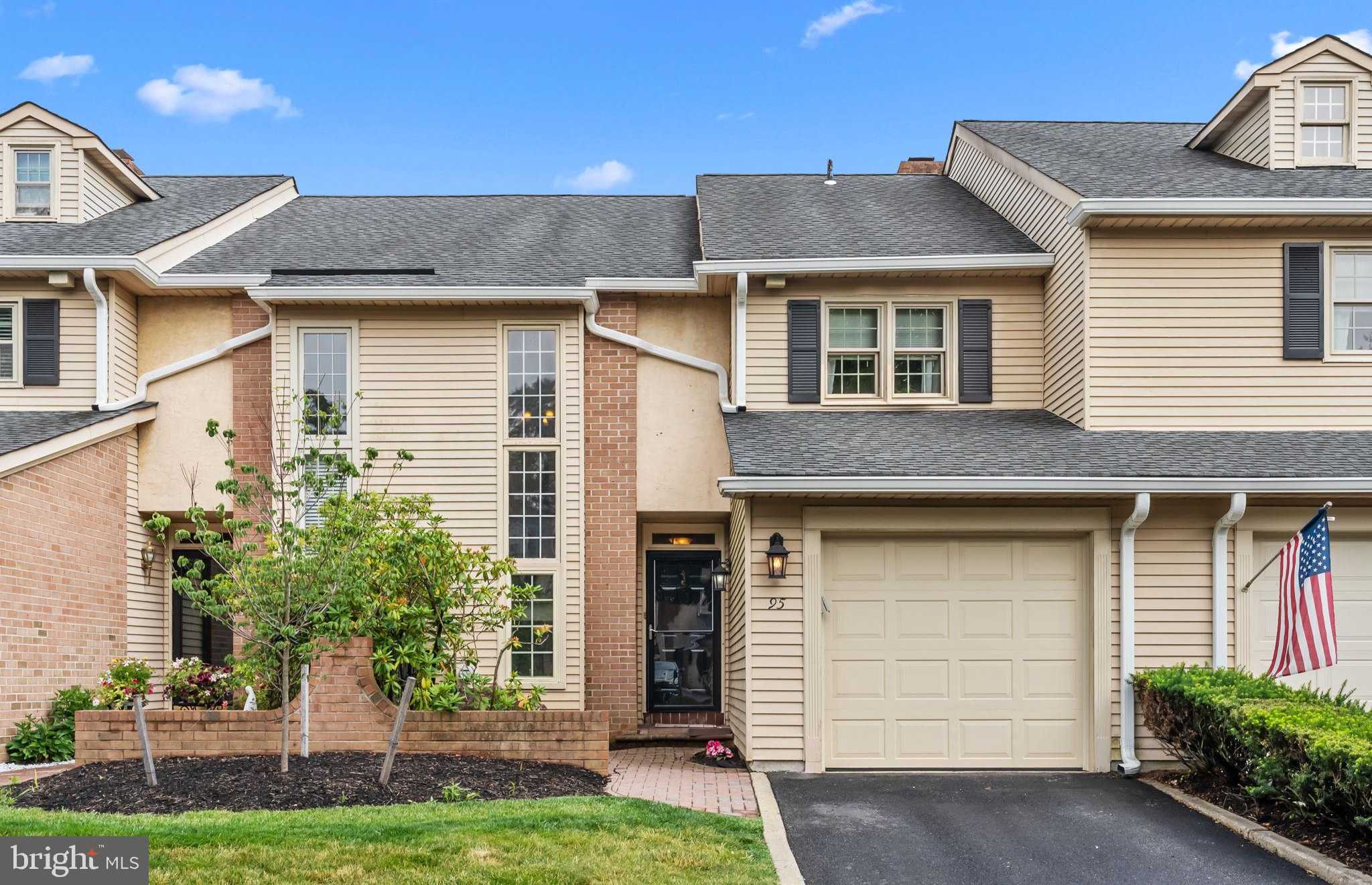 View YARDLEY, PA 19067 townhome