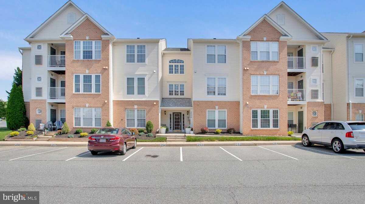 View PERRY HALL, MD 21128 condo