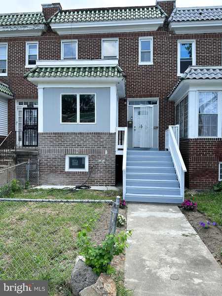 $160,000 - 3Br/2Ba -  for Sale in Central Park Heights, Baltimore