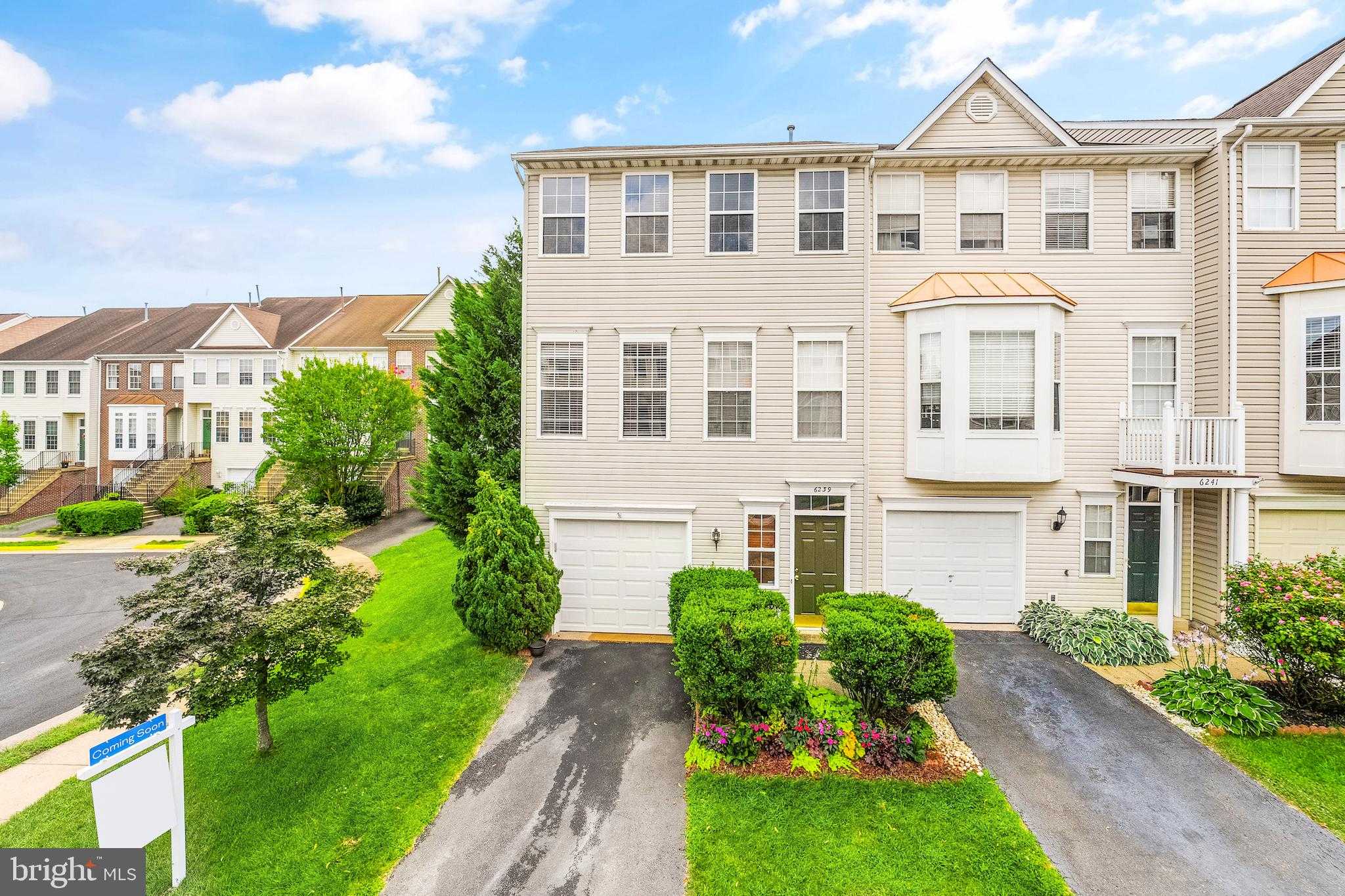 View CENTREVILLE, VA 20120 townhome